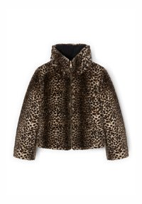 Brązowo-czarna kurtka z sztucznego futra w cętki lamparta, z wysokim kołnierzem i przednim zamkiem błyskawicznym, rozłożona na płasko na białym tle.
