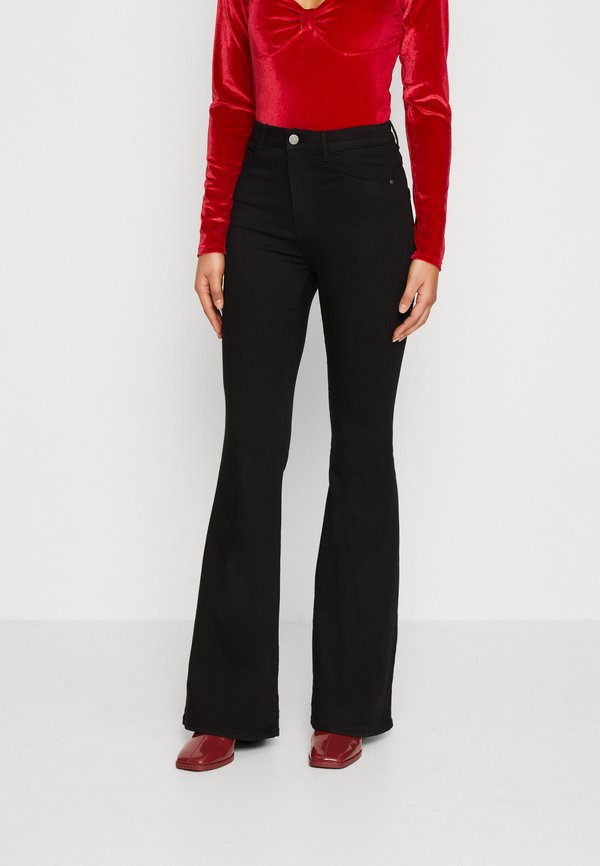 ONLHELLA LIFE HIGH WAIST RETRO - Flared Jeans