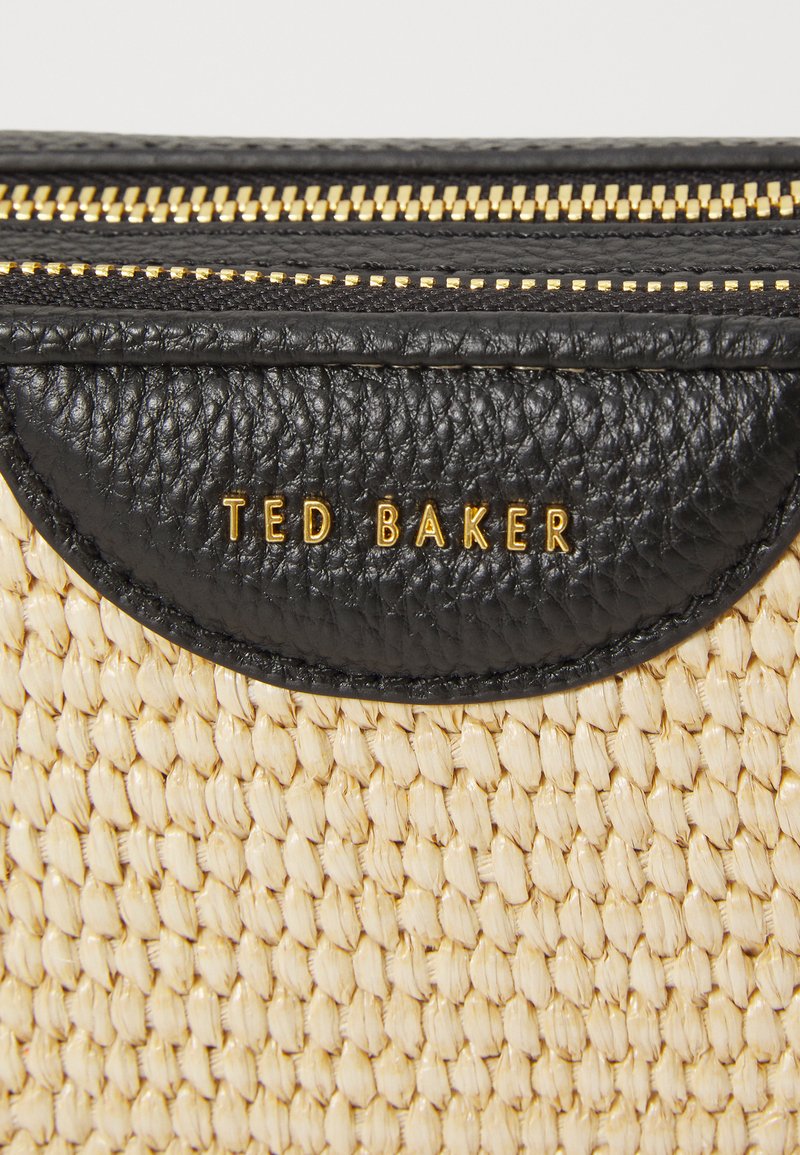 Mini Jupe En Jean Délavé (Denim) Ted Baker - Taille 29 - Longueur 12 Pouces - Noir - Occasion