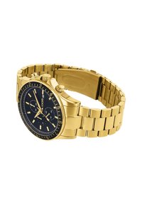 Goldfarbene Edelstahl-Uhr mit schwarzem Zifferblatt, Chronographen-Funktionen und Armband aus Gliedern. Enthält drei Hilfszifferblätter und eine drehbare Lünette.