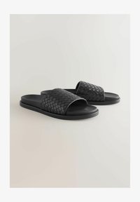 Nem kiválasztott, black