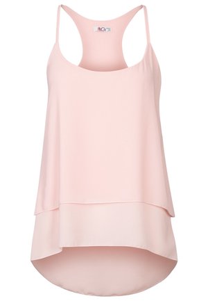 Débardeur femme rose clair sans manches avec dos nageur et ourlet asymétrique superposé.