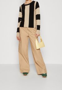 VILA Strickpullover - beige