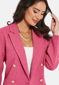 Threadbare CHANCEBOUCLE - Pitkä takki - pink