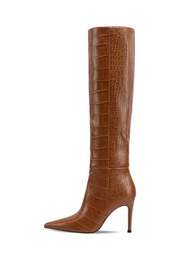 Stivali alti fino al ginocchio in pelle marrone con motivo a coccodrillo, con punta affusolata e sottile tacco a stiletto, caratterizzati da una finitura liscia e da una texture verticale.