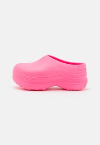 Unselected, lucid pink/core black