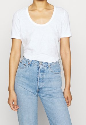 T-shirt basic