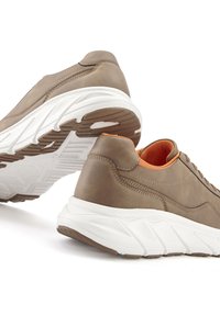 john devin Sneaker low - taupe