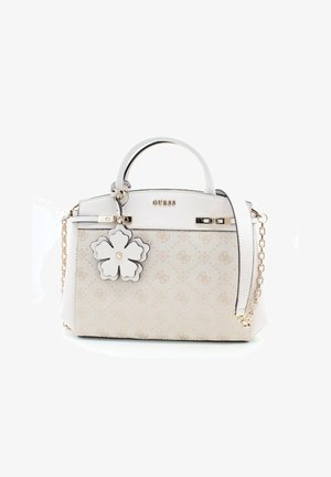 Borsa bianca con materiale strutturato, caratterizzata da un charm floreale, dettagli in oro e tracolla a catena removibile. Nome del marchio impresso sul davanti.