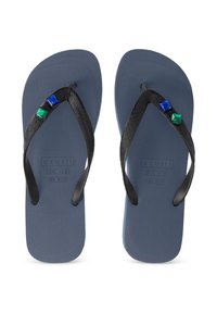 Czarne klapki z niebieskimi i zielonymi kwadratowymi akcentami na paskach, teksturowana niebieska podeszwa z oznaczeniami rozmiaru EUR 41/42 oraz BR 39/40.