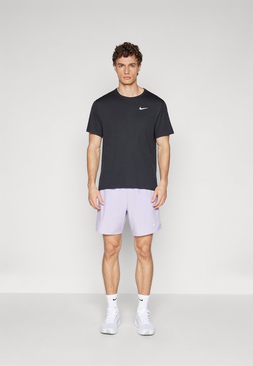 Nike Miler Dri-FIT UV Running T-Shirt 'Black' — foto 2