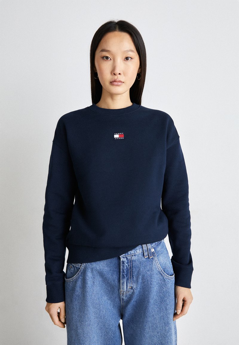 Tommy Jeans BADGE CREW EXT - Felpa - dark night navy
