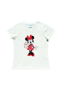 Camiseta de algodón blanca con un diseño impreso de un personaje de dibujos animados vestido con un vestido rojo de lunares y un lazo, sosteniendo una bebida.