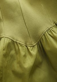 REGULAR FIT - MIX SLEEVELESS RACER MIDI  - Nappali ruha - khaki green