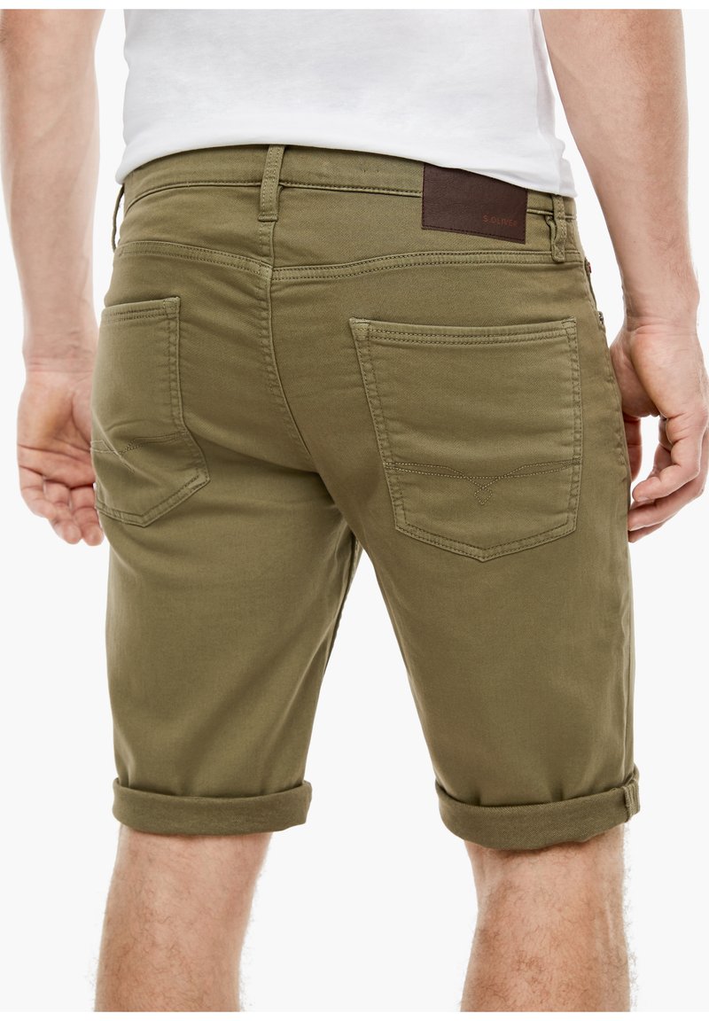 Herren Skinny Fit | s.Oliver BERMUDA Jeans Shorts olive/dunkelgrün - OC74350 Herren Skinny Fit | s.Oliver BERMUDA Jeans Shorts olive/dunkelgrün - OC74350