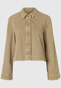 Beskuren beige jeansjacka med krage, knapplås och långa ärmar. Har synliga sömmar och en slät yta.