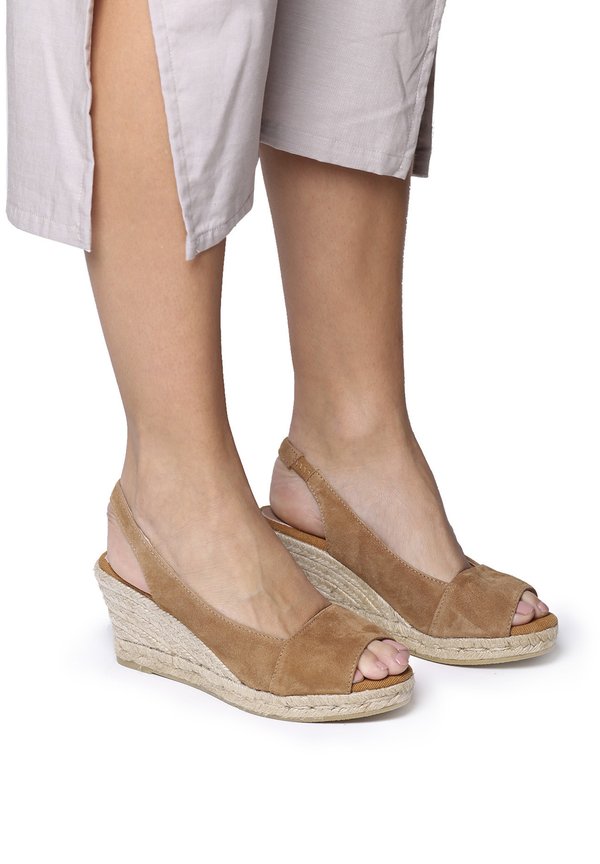 MONZA-A - Keilsandalette - tan