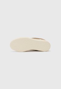 ONLY SHOES ONLSIBU - Zapatillas - brown grey