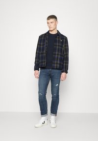 TOM TAILOR DENIM PIERS VINTAGE - Calças de ganga justas - tinted blue denim