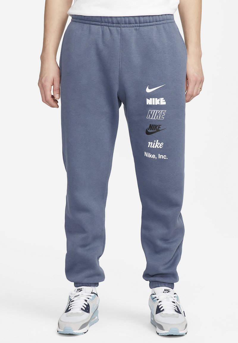 Nike Sportswear CLUB LOGO Trainingsbroek diffused blue/blauw
