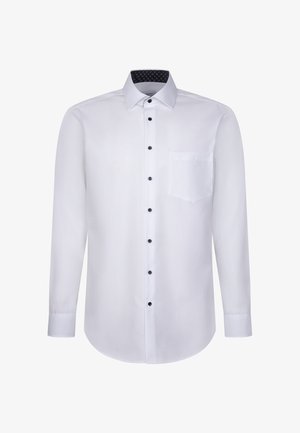 Hvid langærmet skjorte med knaplukning foran, sorte knapper, enkelt brystlomme og mønstret kraveforing. Glat stofftekstur.