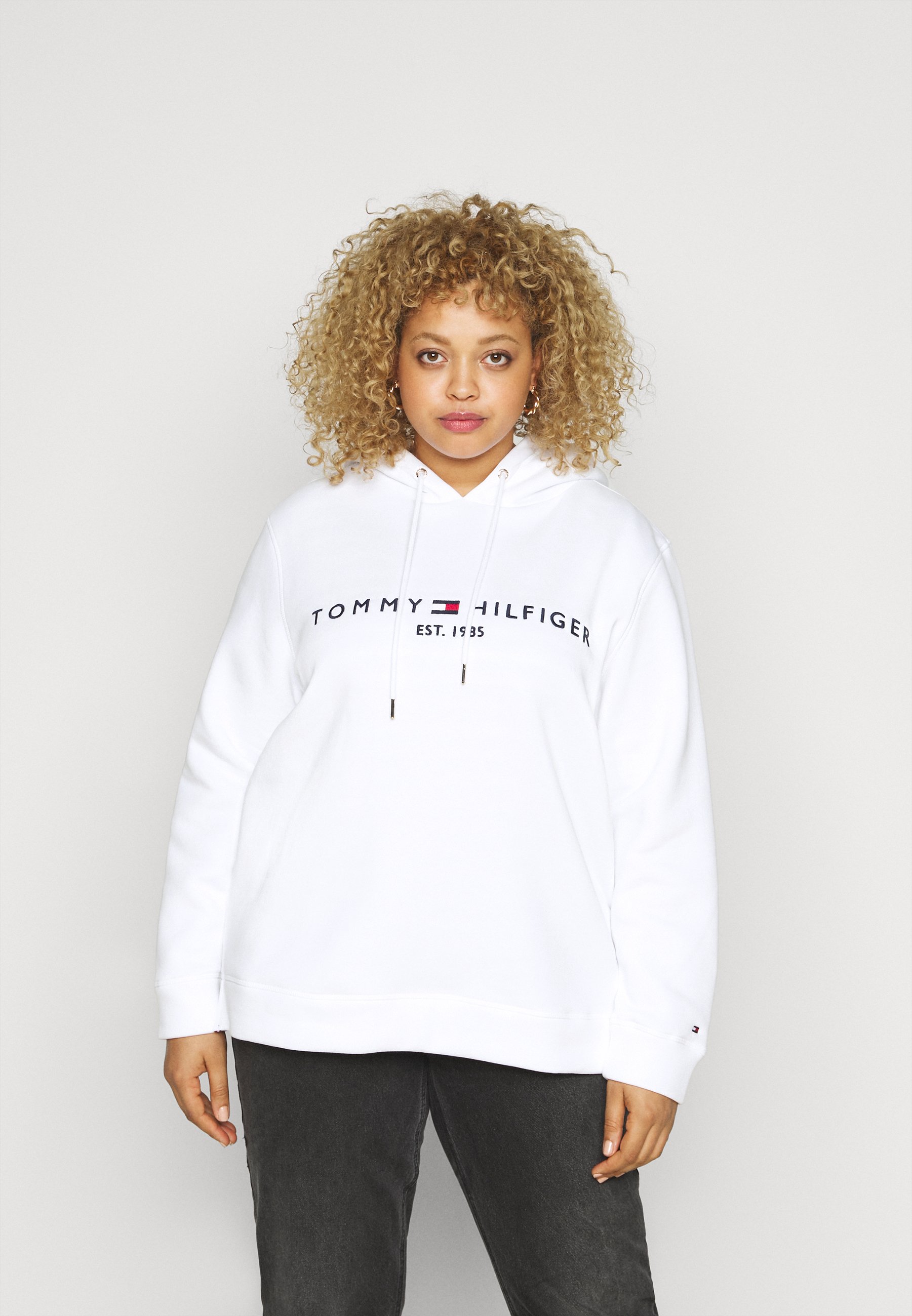 white tommy hilfiger hoodie