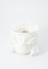 Thumbnail Image 3