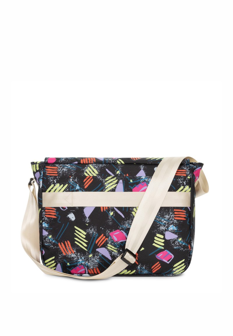 Sac messager avec un tissu noir comportant des motifs abstraits colorés. Il a une sangle beige et une bande d'accent blanche bien visible.