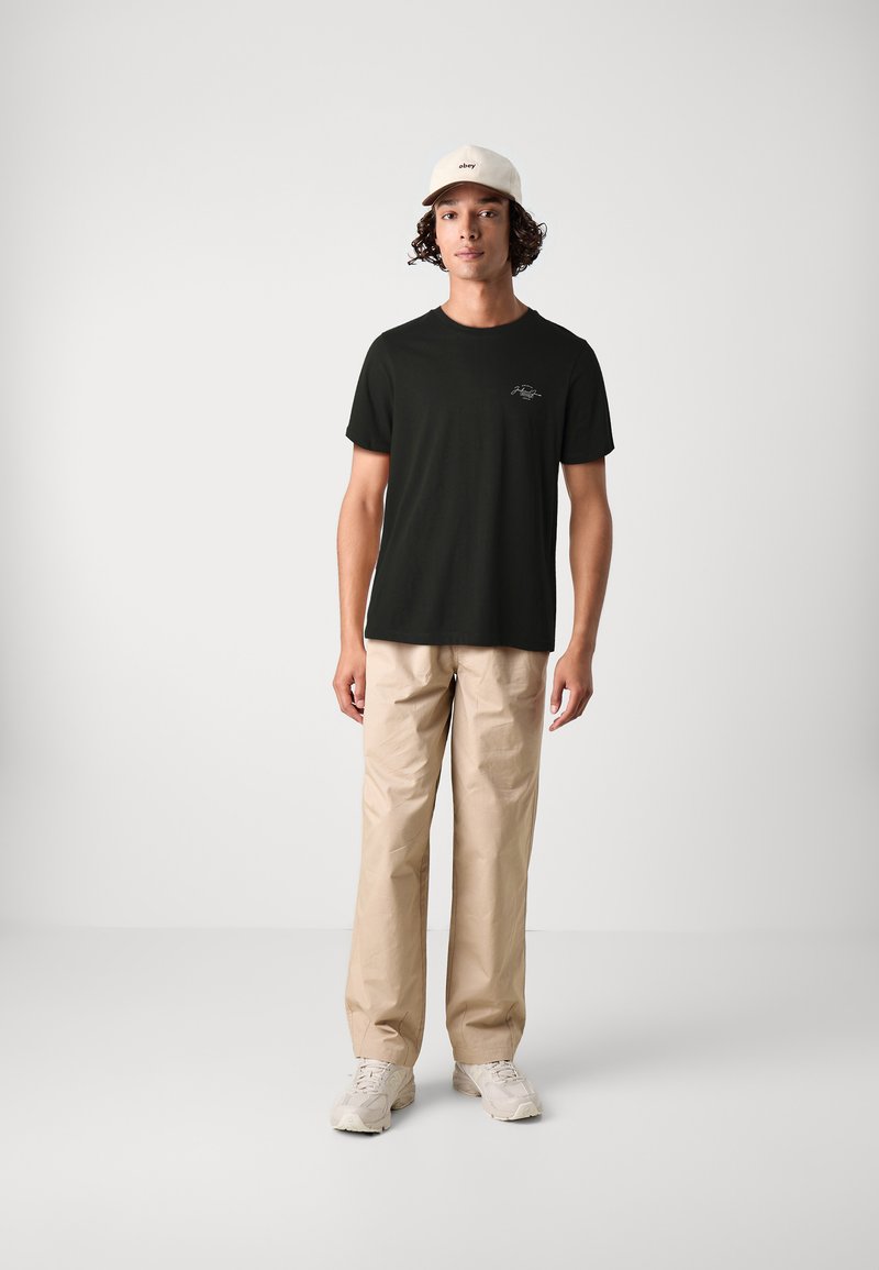 Jack & Jones - JJFERRIS TEE CREW NECK 3 PACK - Paprasti marškinėliai - green/white/black, Padidinti