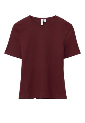 Burgundy short-sleeve t-shirt made of soft, breathable fabric with a round neckline and a relaxed fit, featuring a plain design and no patterns.