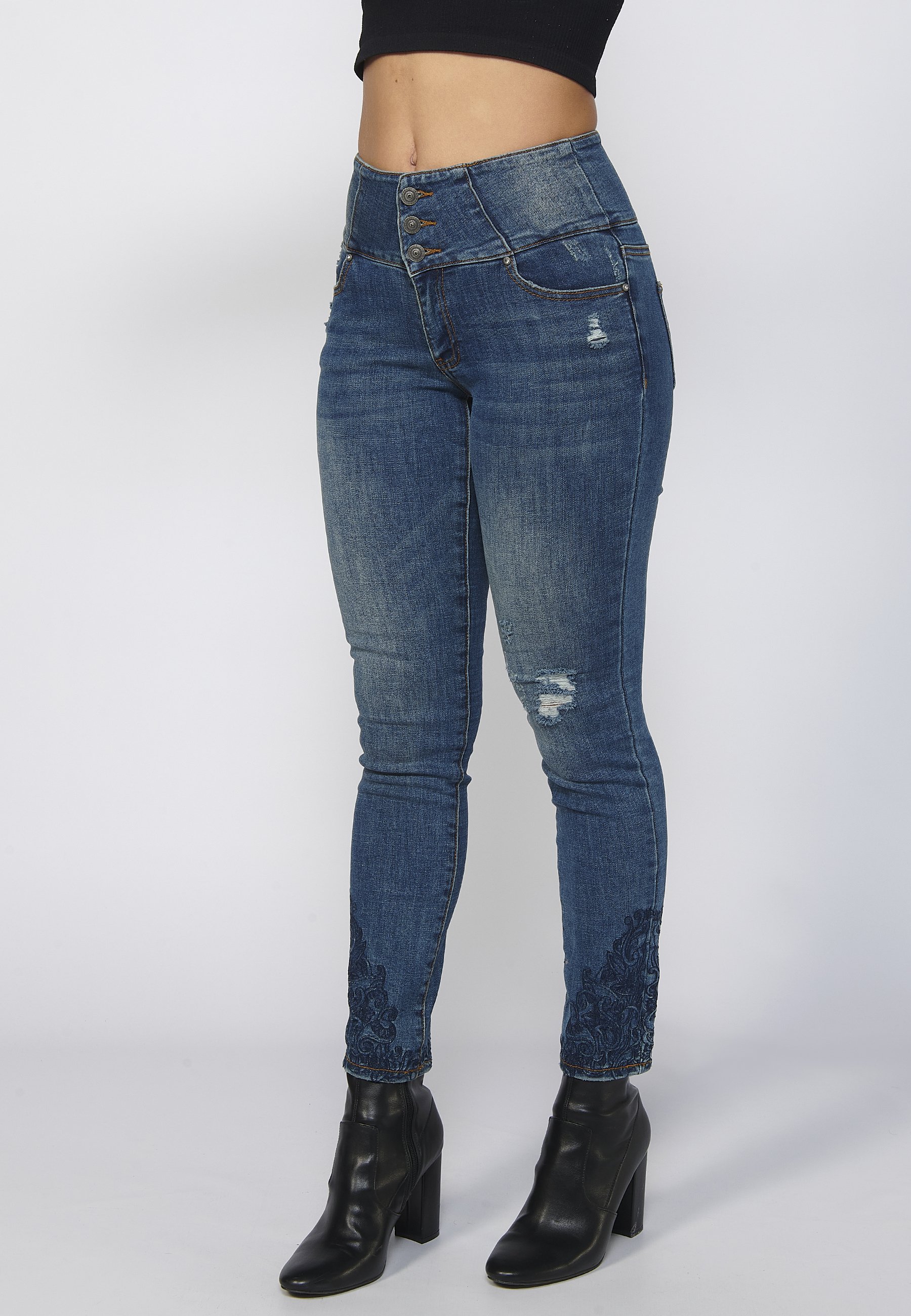 Koroshi Jeans Elasticizzati Donna – Slim Fit Blu Con Stampa Animale, Tiro Medio, 5 Tasche, Chiusura Con Bottone