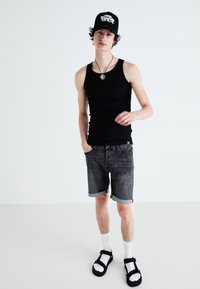 Von Dutch TRUCKER SOHO UNISEX - Cappellino - black/cream