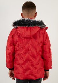 LELA REGULAR FIT - Zimska jakna - red