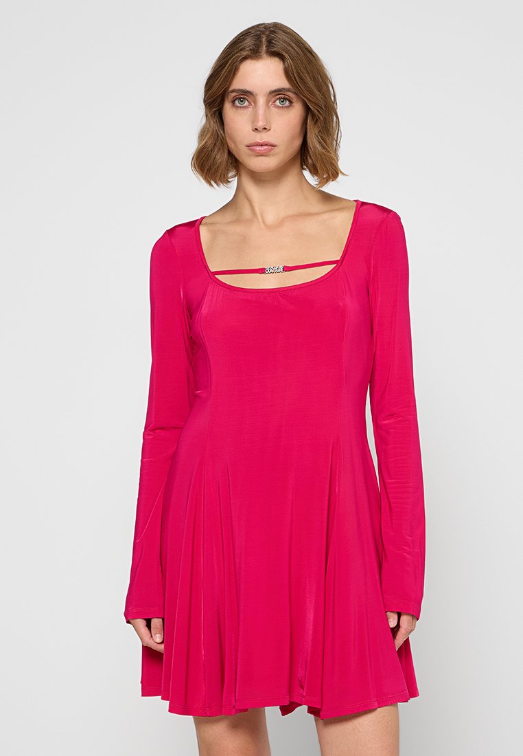 Versace Jeans Couture Jurk donkerroze Versace Jeans Couture Jurk donkerroze