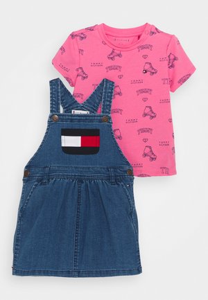 BABY DUNGAREE DRESS SET - Denimové šaty - denim medium