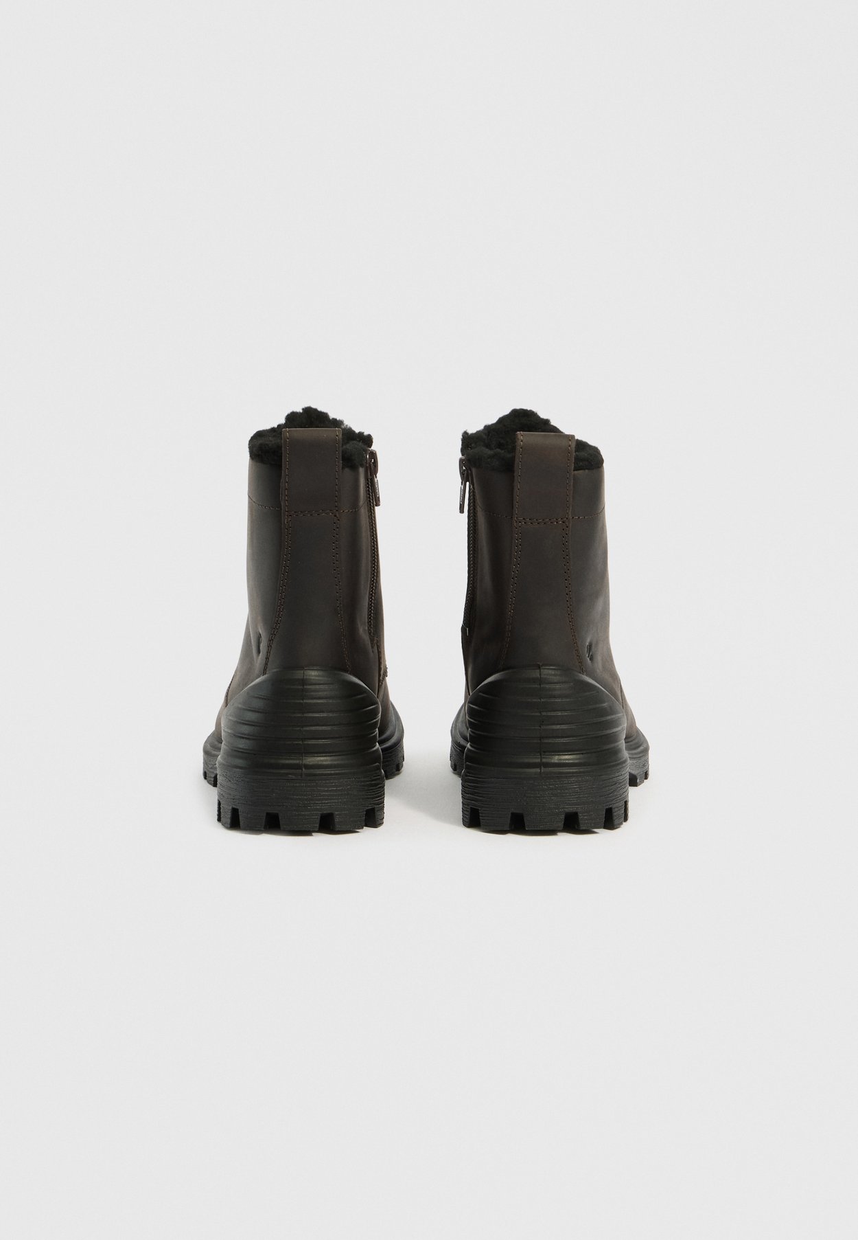 Schnürstiefelette