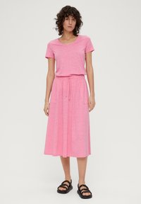 s.Oliver MIT U-AUSSCHNITT - T-shirt basic