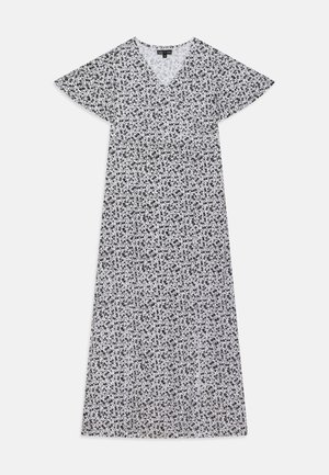 Vestido de estampado floral en blanco y negro con mangas cortas, escote en V y una silueta larga y recta, que destaca por su textura de tela suave.