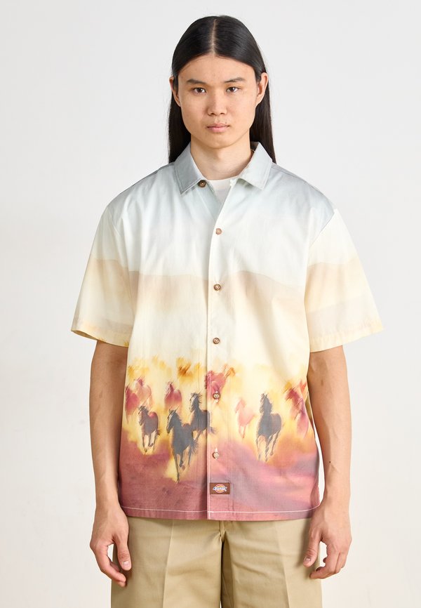 RUNNING WILD  - Shirt - oak buff