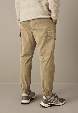 REGULAR FIT TAPERED - Kapsáče - light tan