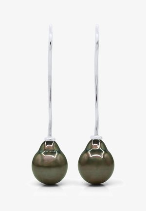 Paire de boucles d’oreilles pendantes avec des perles irisées foncées suspendues à de fins crochets en argent courbés.