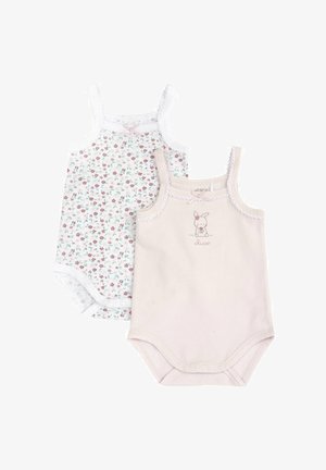 Due body senza maniche per neonati, uno rosa pallido con illustrazione di coniglietto, uno bianco con piccolo motivo floreale rosso e verde, entrambi con bordo in pizzo.