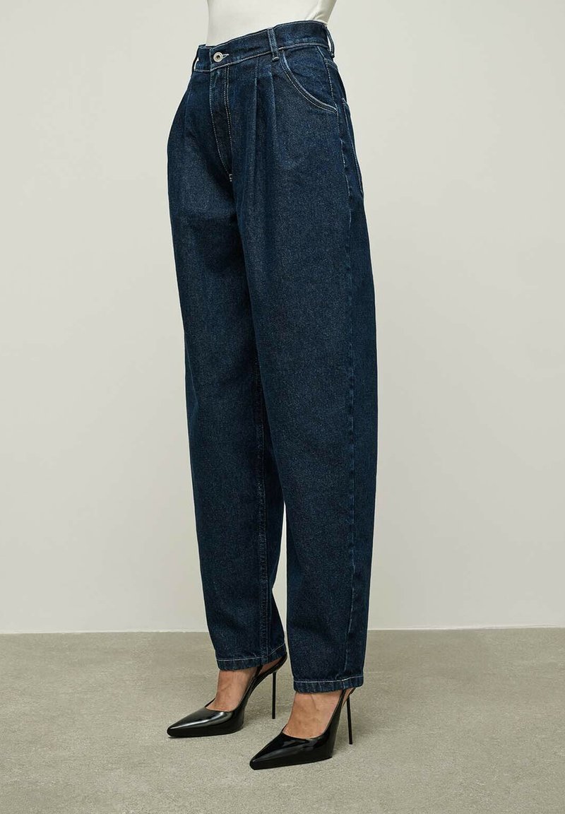 LA MANIA Jeansy Relaxed Fit/czarnoniebieski denim Zalando.pl