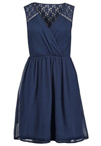 Robe sans manches bleu marine avec empiècement en dentelle, corsage croisé en V, taille froncée et jupe fluide longueur genou.