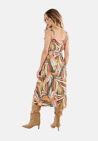 Apricot MIDI  - Freizeitkleid - khaki