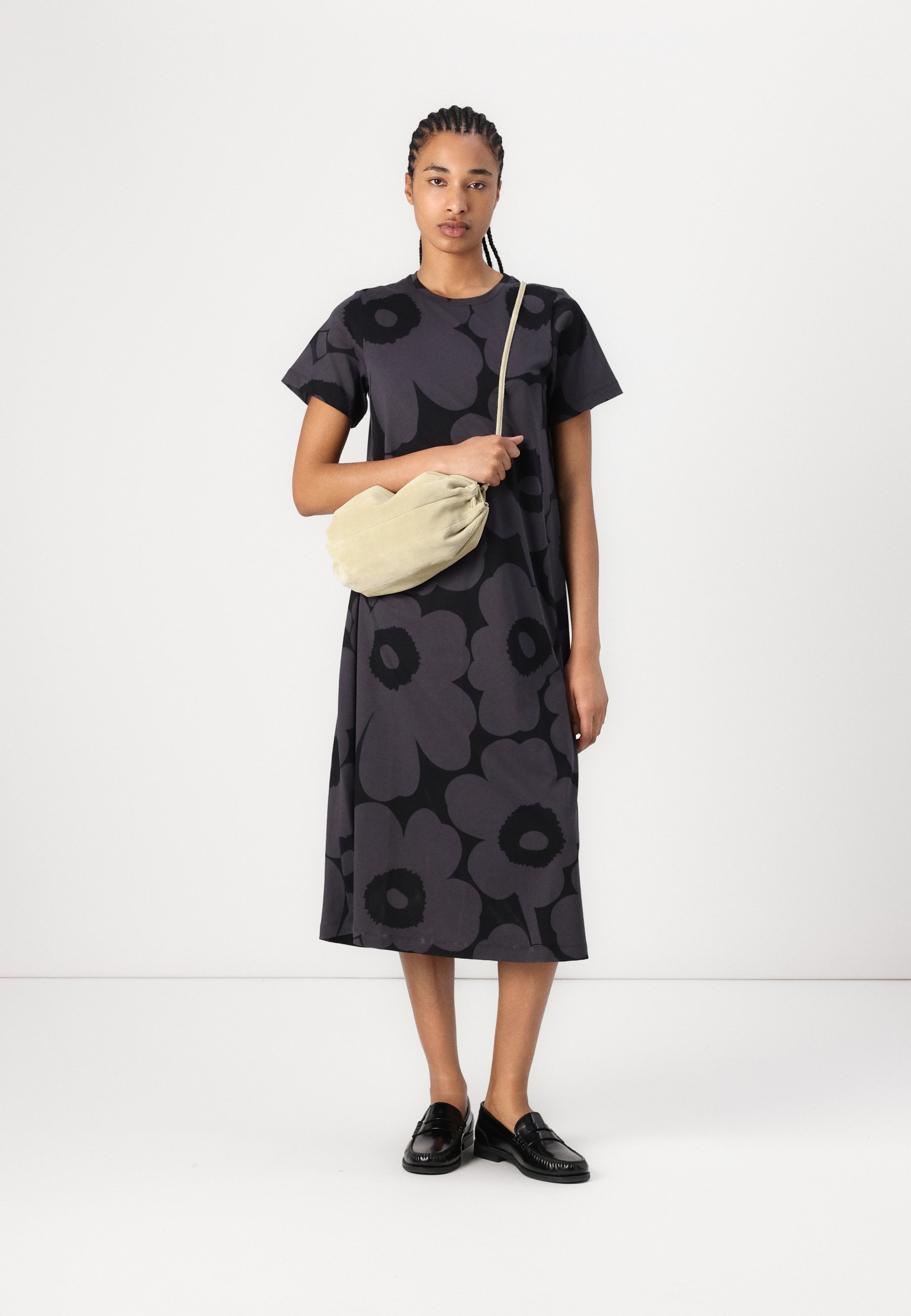Marimekko PISTEINEN UNIKKO DRESS - Jersey dress - black/dark grey