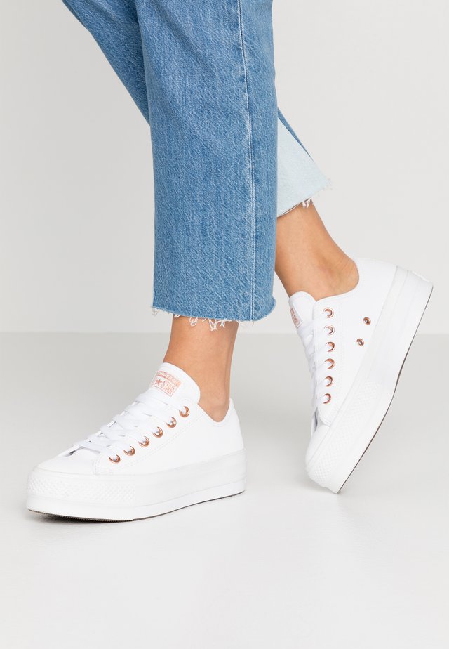 CHUCK TAYLOR ALL STAR LIFT - Sneaker low - white
