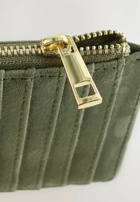 Next Punge - khaki green