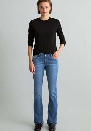 Marc O'Polo DENIM, Bootcut jeans - medium blue