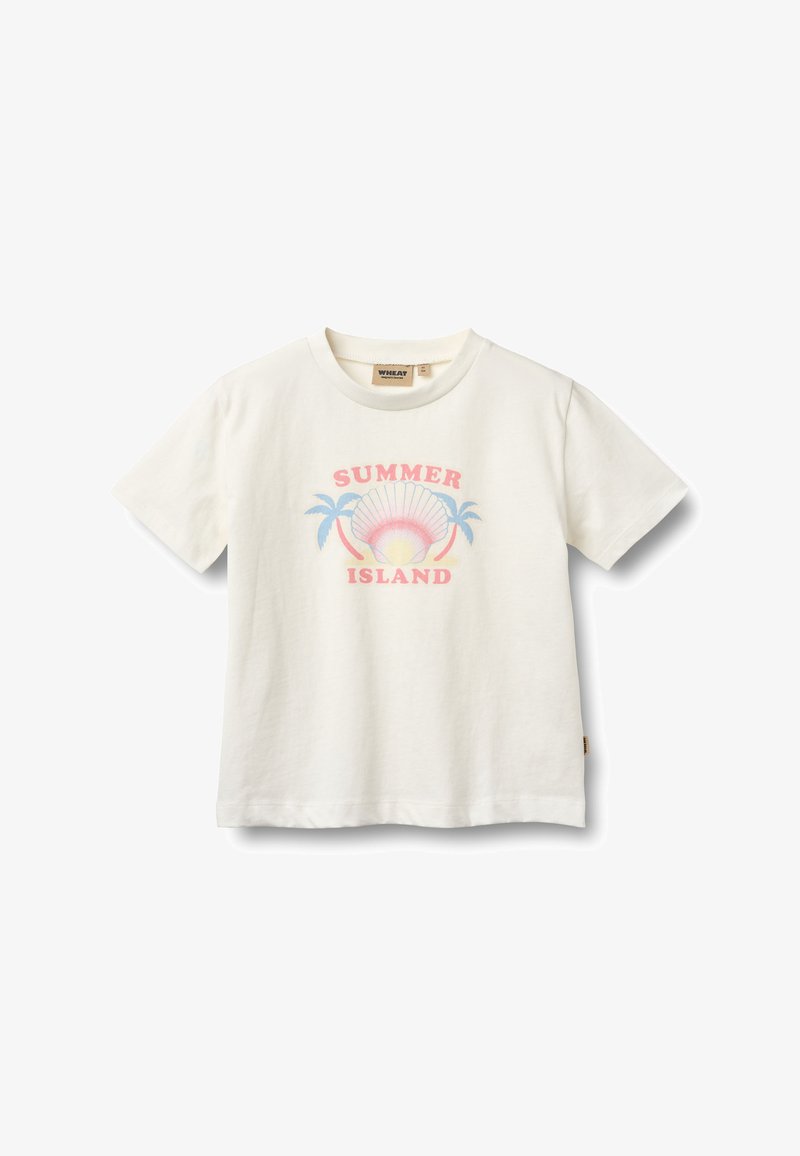 T-shirt en coton blanc avec un motif pastel d'un coquillage avec des palmiers, texte "SUMMER ISLAND" et un col rond.
